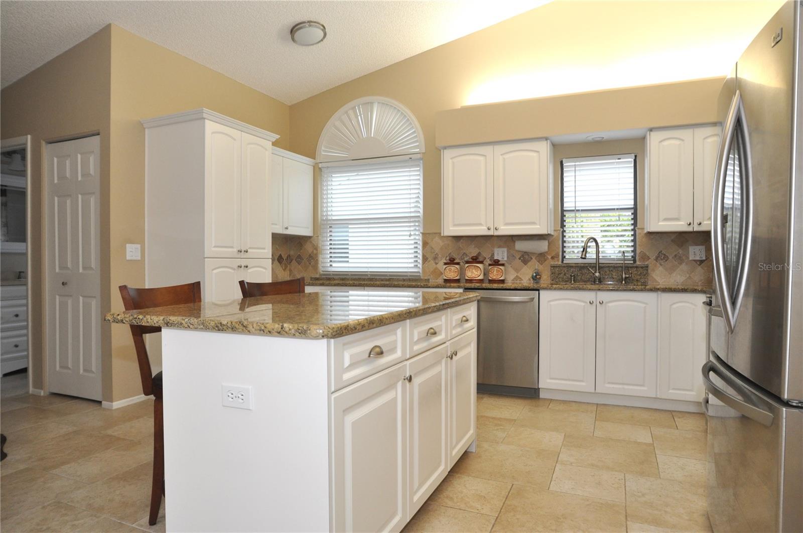 5581 SALEM SQUARE DR S, PALM HARBOR, FL, 34685