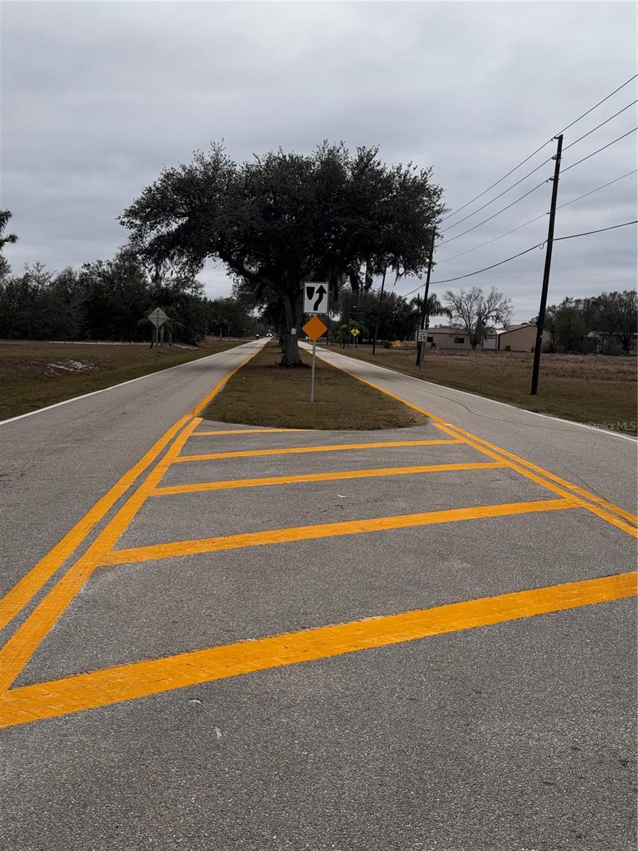 2215 W SHULA RD, AVON PARK, FL, 33825