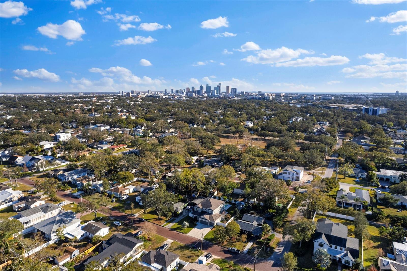 1016 W PENINSULAR ST, TAMPA, FL, 33603