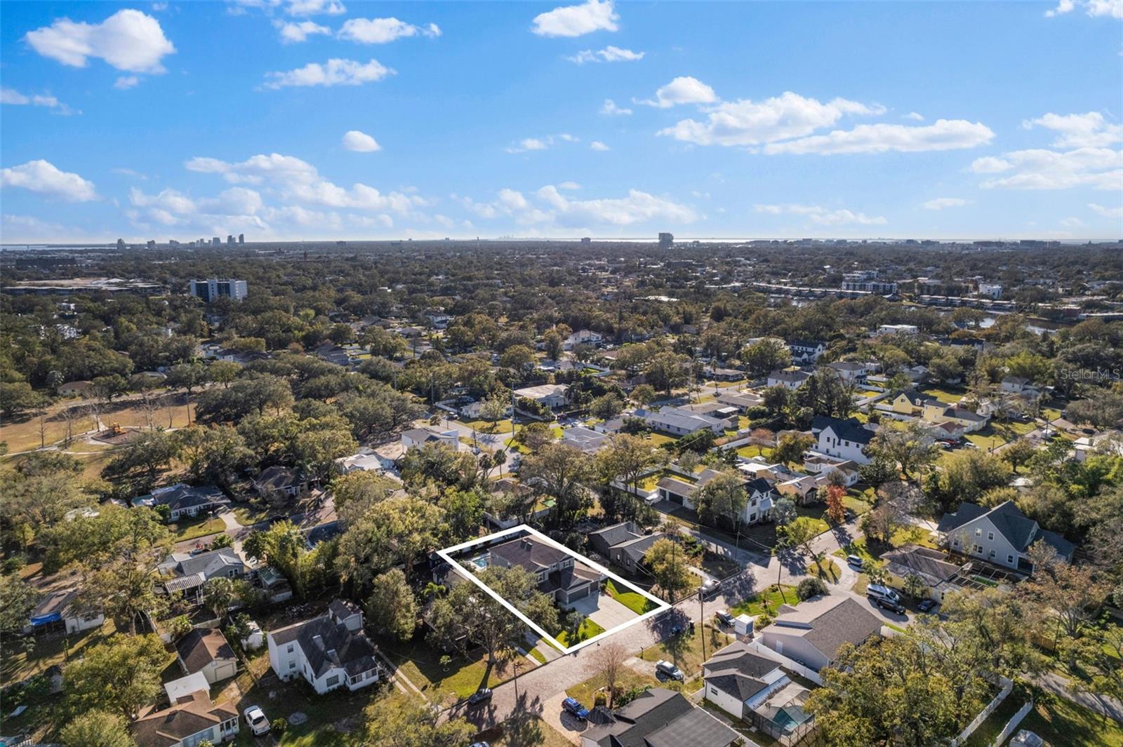 1016 W PENINSULAR ST, TAMPA, FL, 33603