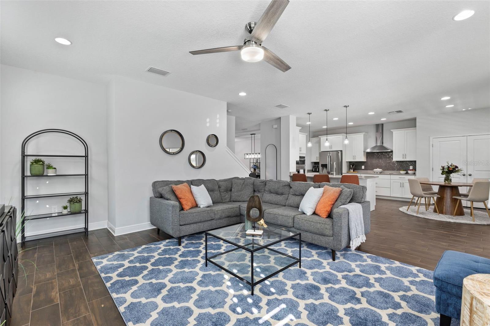 1016 W PENINSULAR ST, TAMPA, FL, 33603