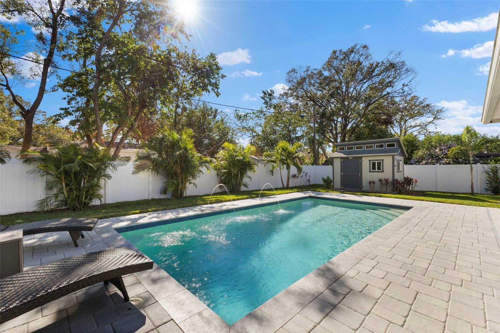 1016 W PENINSULAR ST, TAMPA, FL, 33603