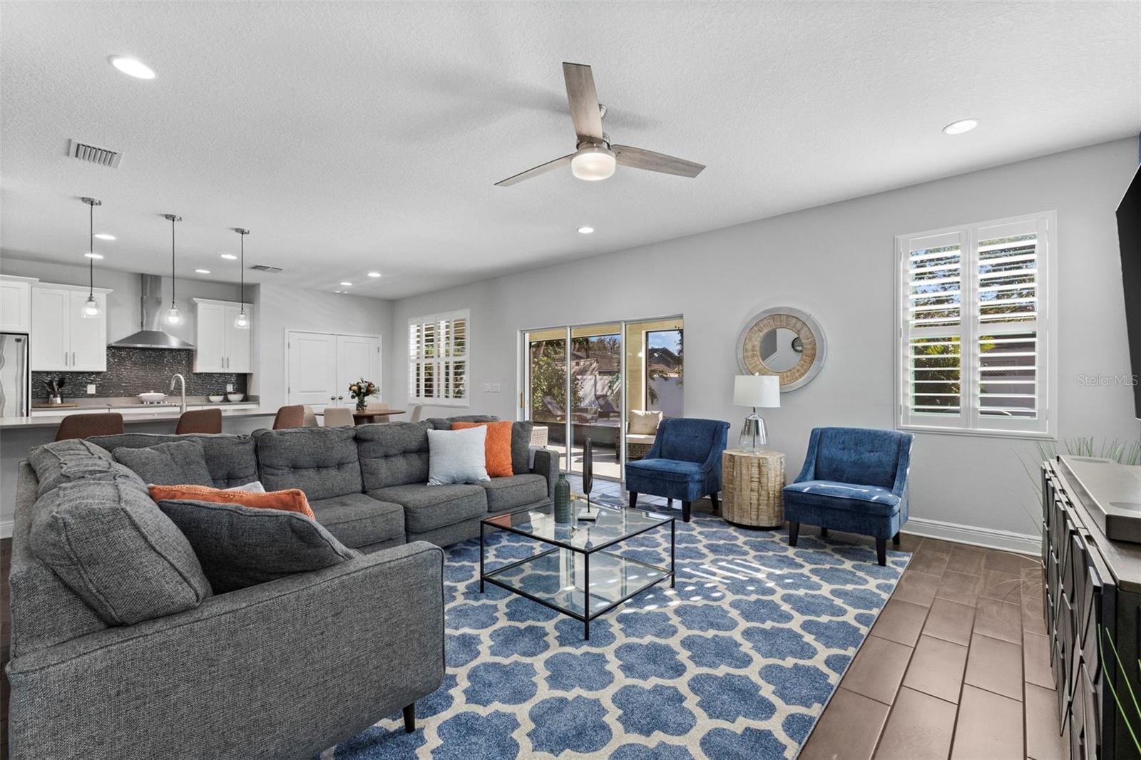 1016 W PENINSULAR ST, TAMPA, FL, 33603