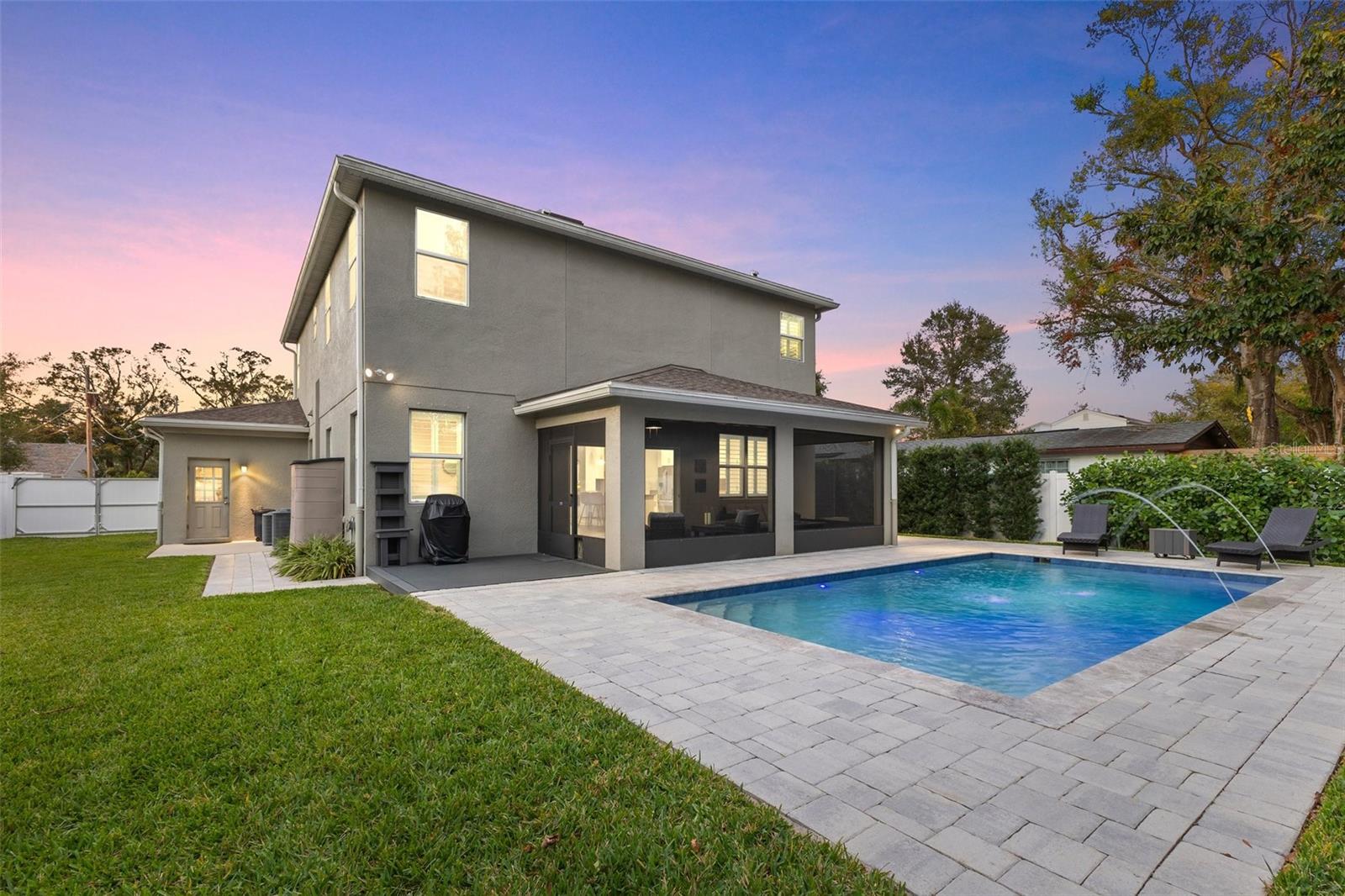 1016 W PENINSULAR ST, TAMPA, FL, 33603