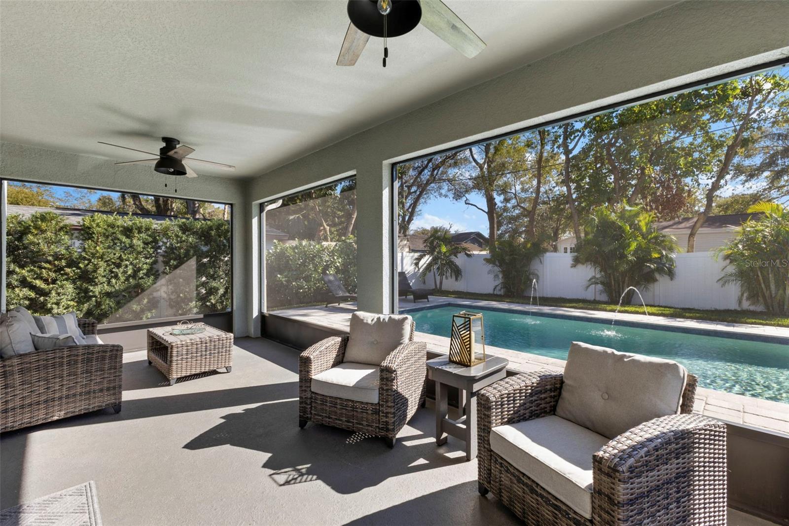 1016 W PENINSULAR ST, TAMPA, FL, 33603