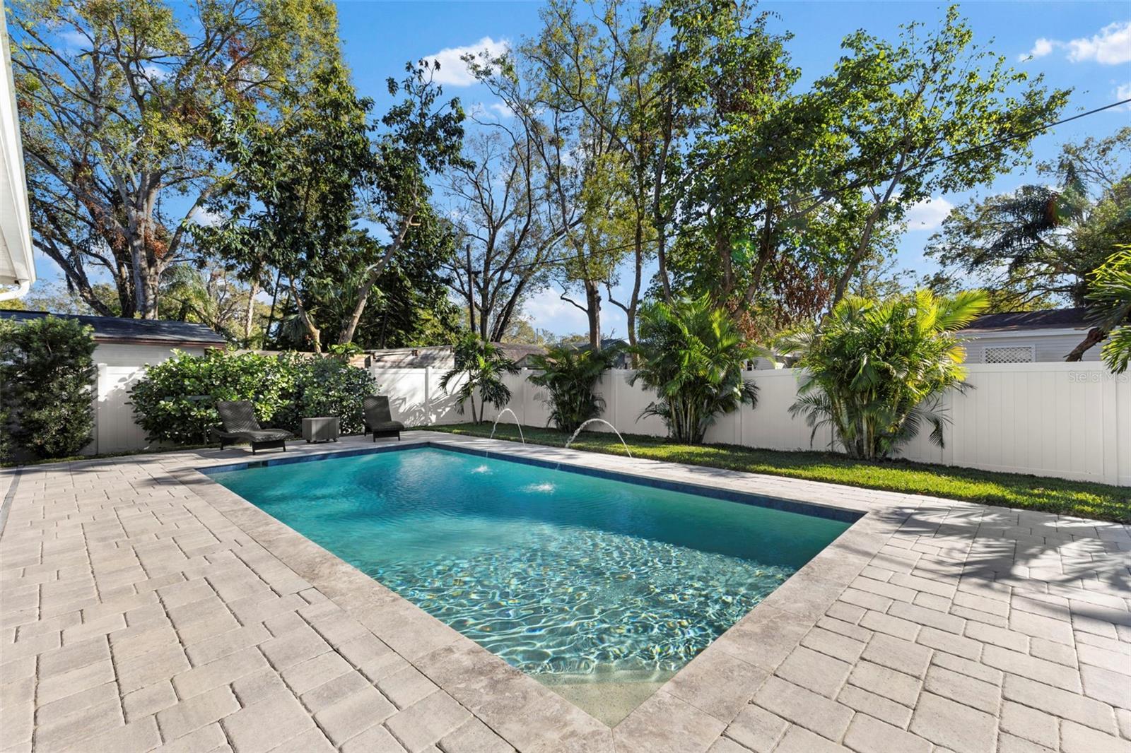 1016 W PENINSULAR ST, TAMPA, FL, 33603