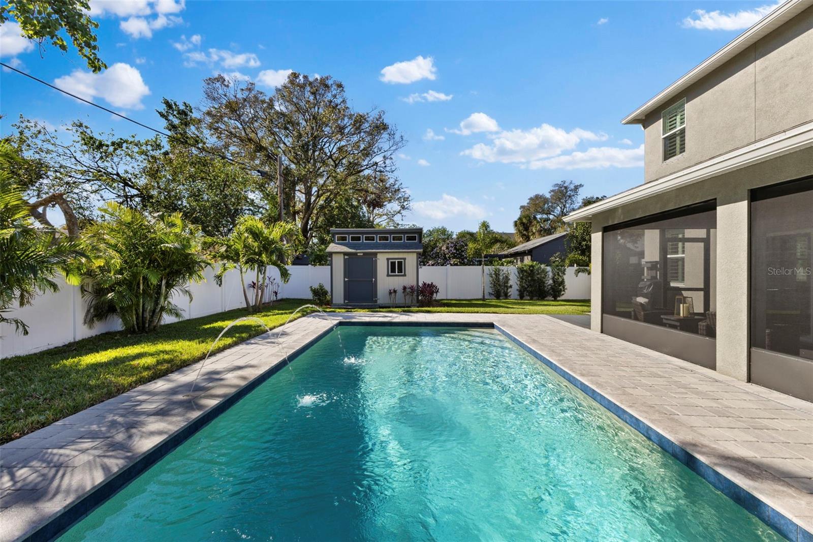 1016 W PENINSULAR ST, TAMPA, FL, 33603