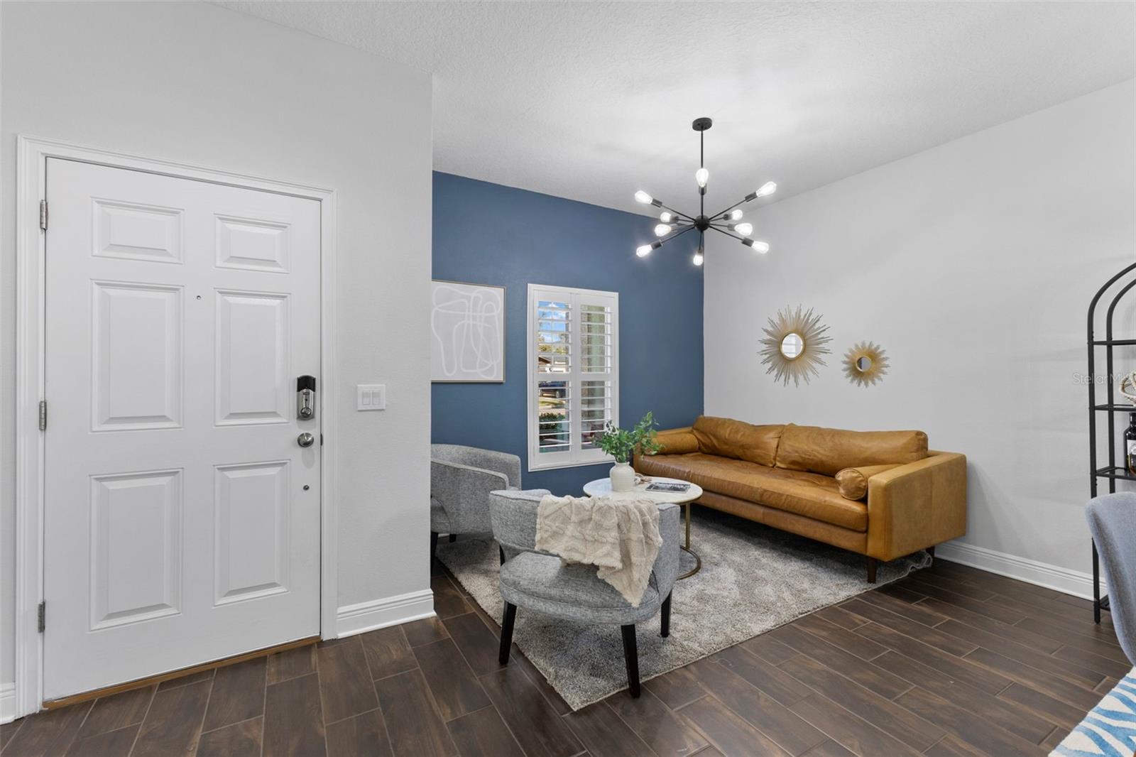 1016 W PENINSULAR ST, TAMPA, FL, 33603