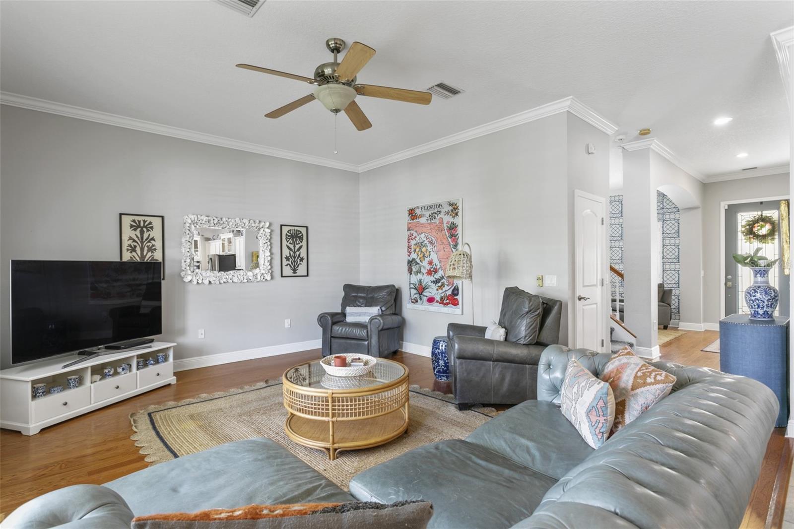 6208 SANDERS DR, TAMPA, FL, 33611