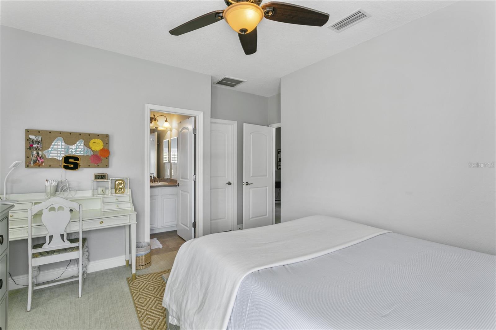 6208 SANDERS DR, TAMPA, FL, 33611