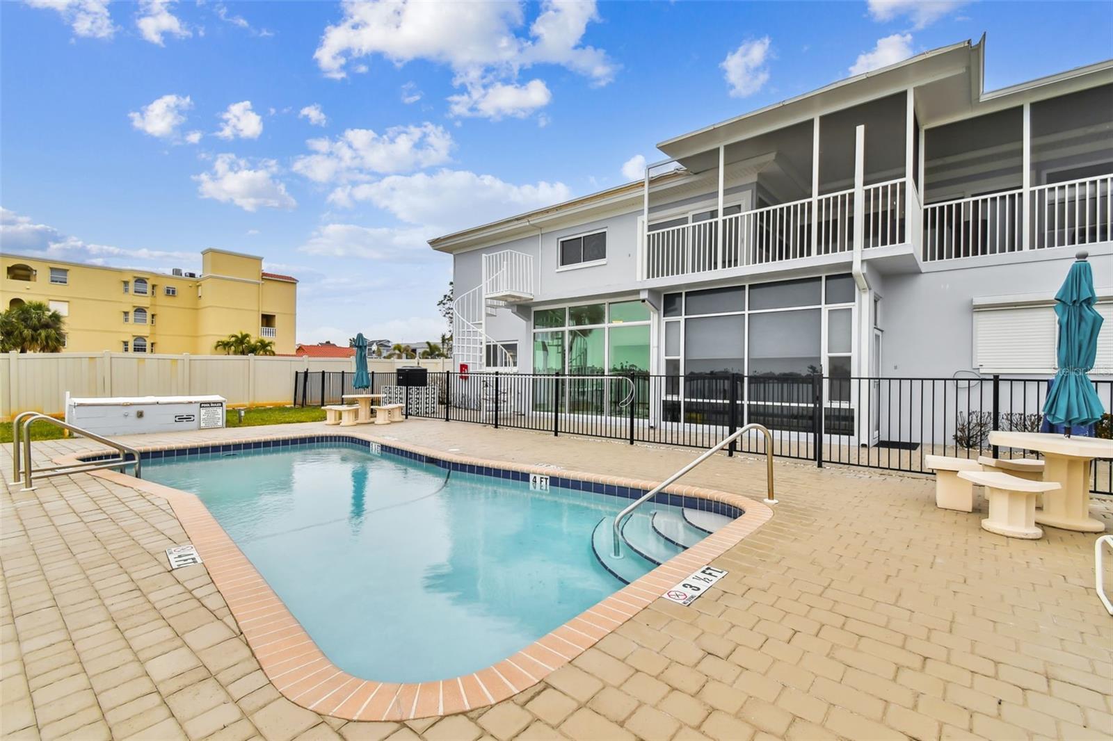 800 MADONNA BLVD #2, TIERRA VERDE, FL, 33715
