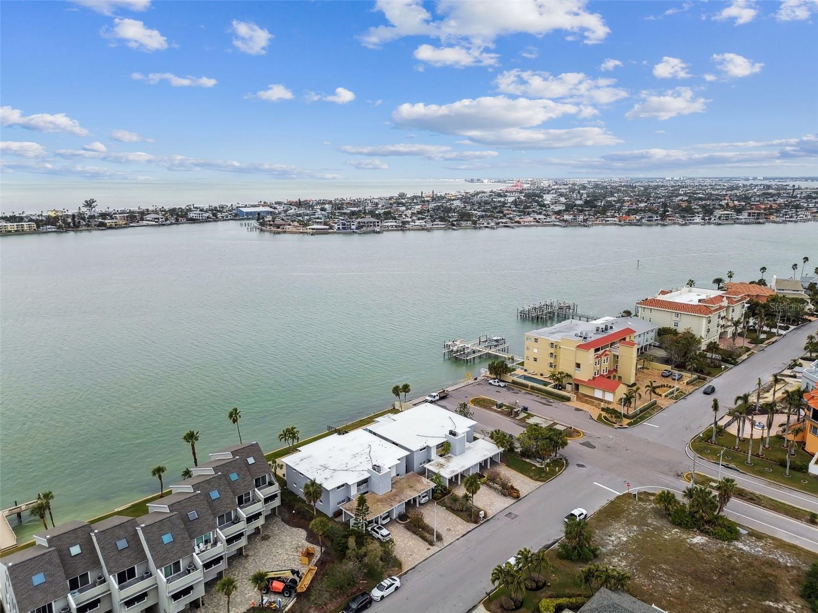 800 MADONNA BLVD #2, TIERRA VERDE, FL, 33715