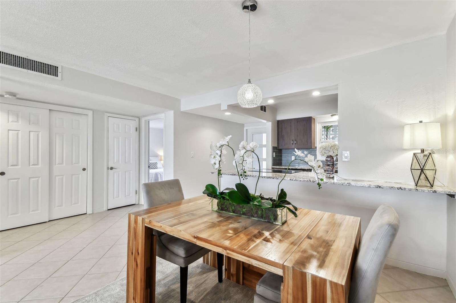 800 MADONNA BLVD #2, TIERRA VERDE, FL, 33715