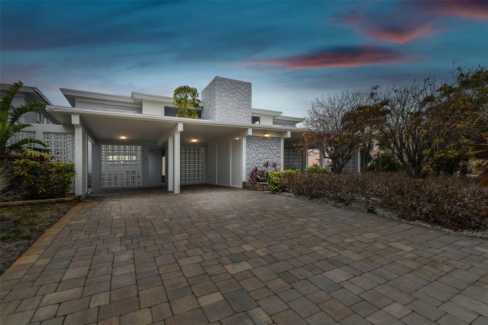 800 MADONNA BLVD #2, TIERRA VERDE, FL, 33715