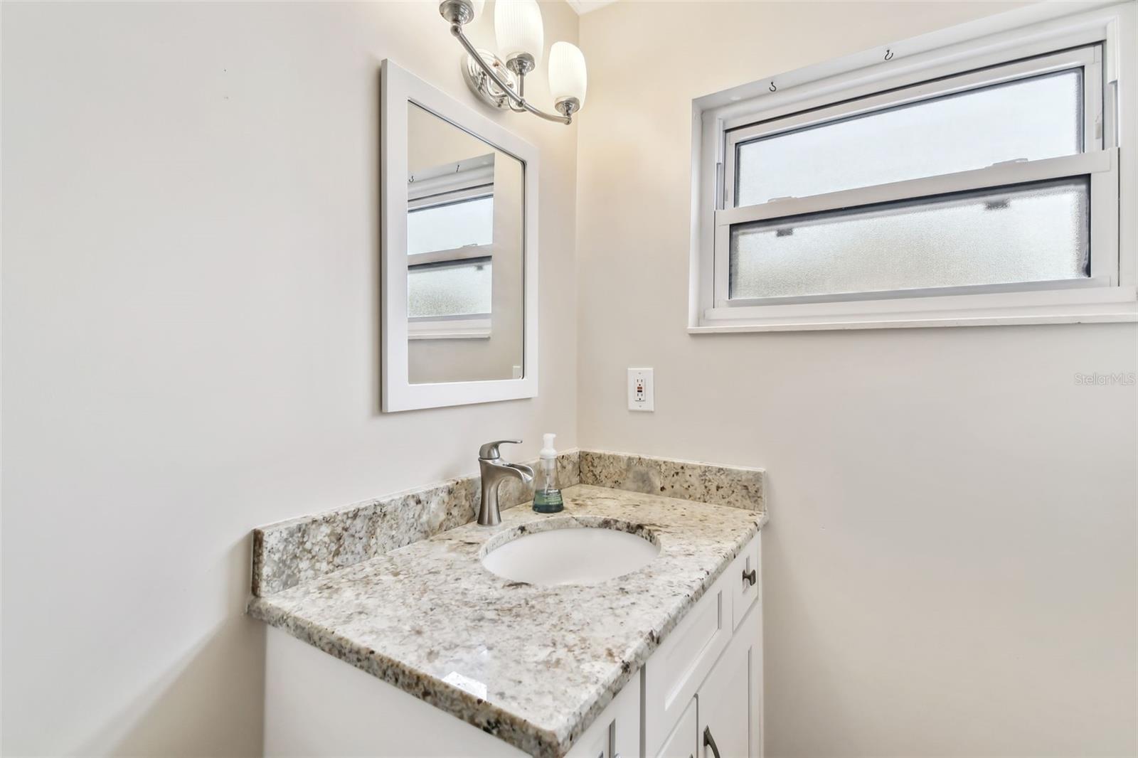 800 MADONNA BLVD #2, TIERRA VERDE, FL, 33715
