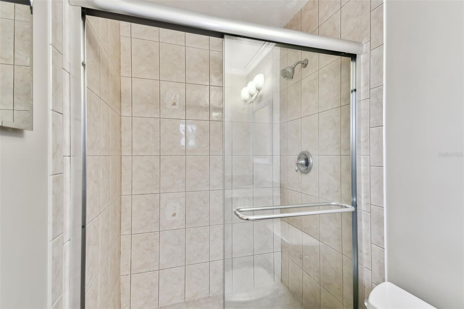 800 MADONNA BLVD #2, TIERRA VERDE, FL, 33715