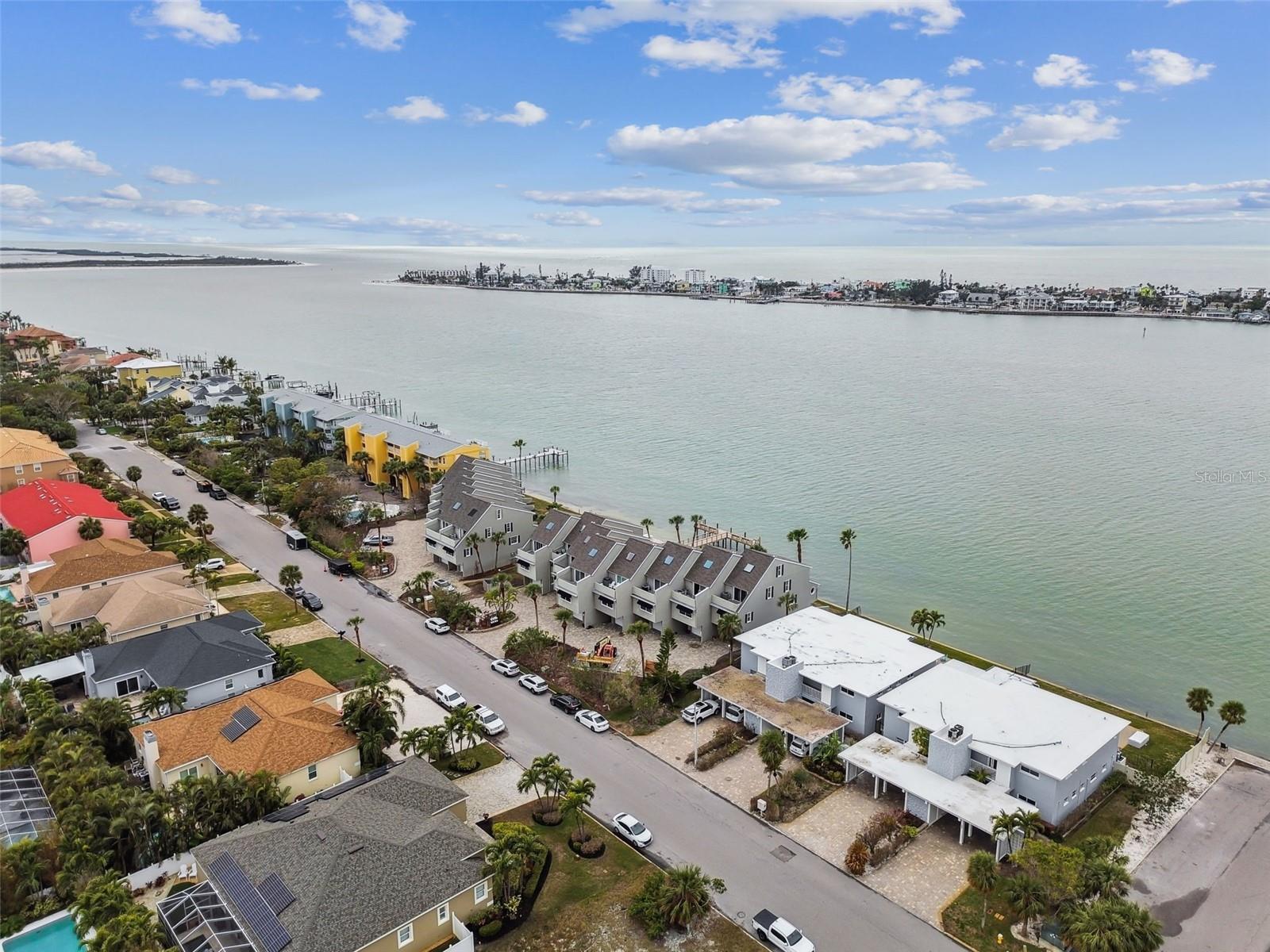 800 MADONNA BLVD #2, TIERRA VERDE, FL, 33715