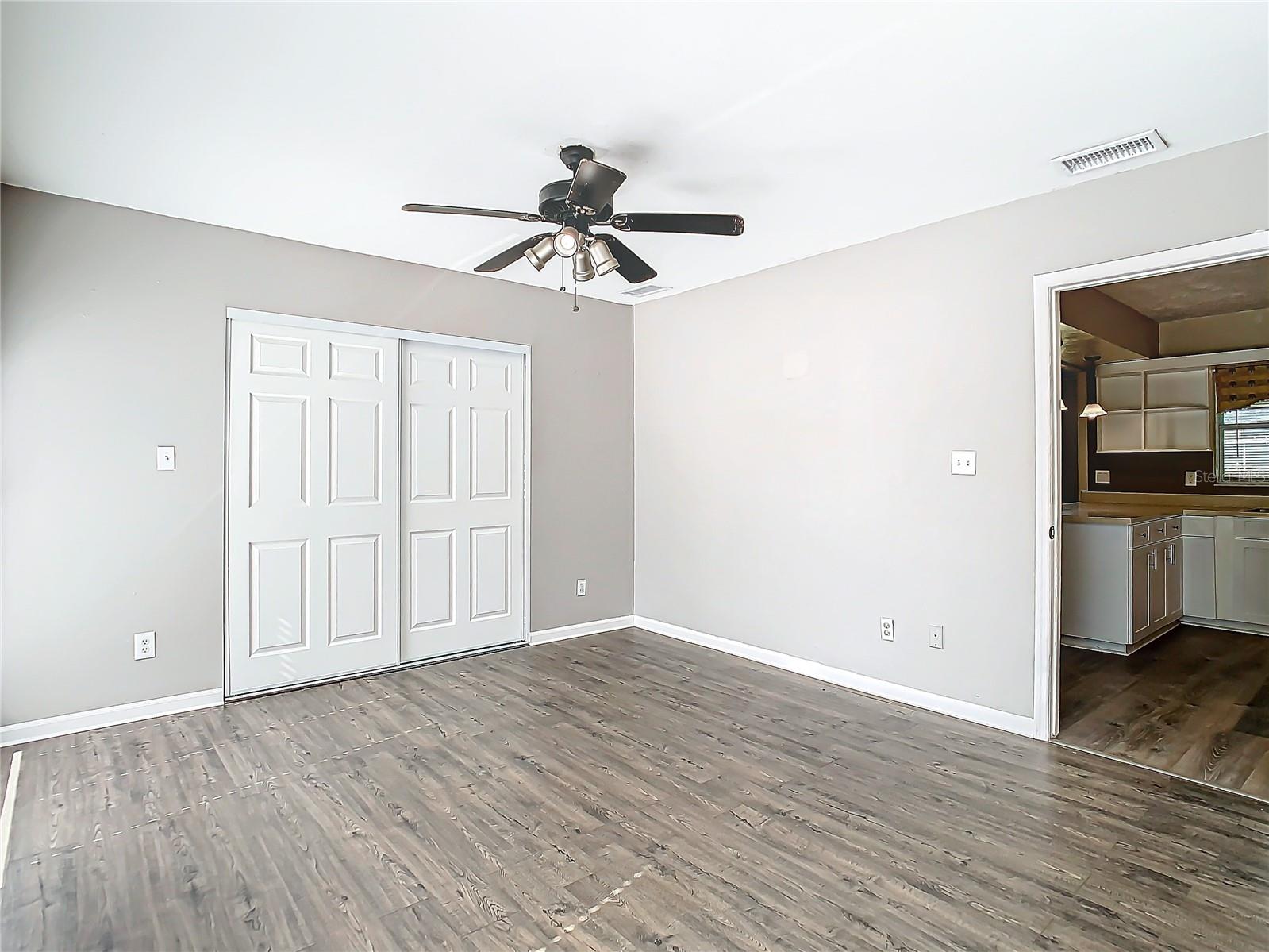 1210 LADY ELAINE DR, VALRICO, FL, 33594