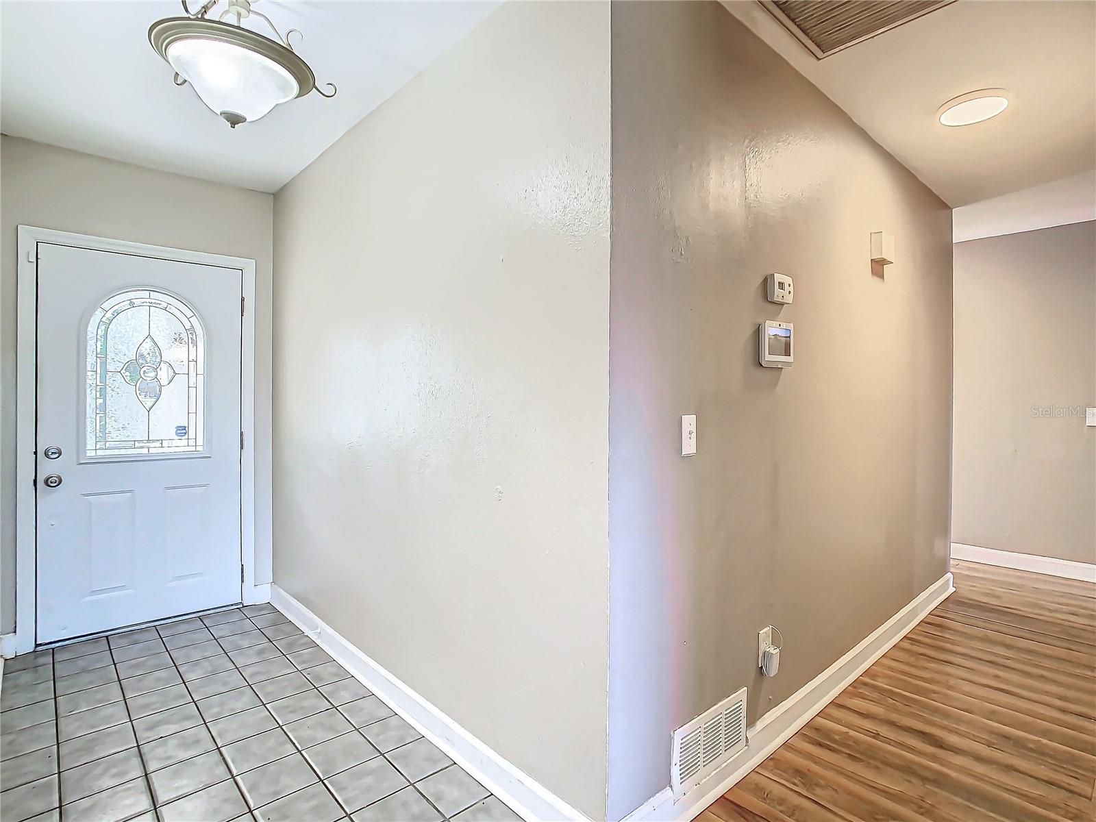 1210 LADY ELAINE DR, VALRICO, FL, 33594