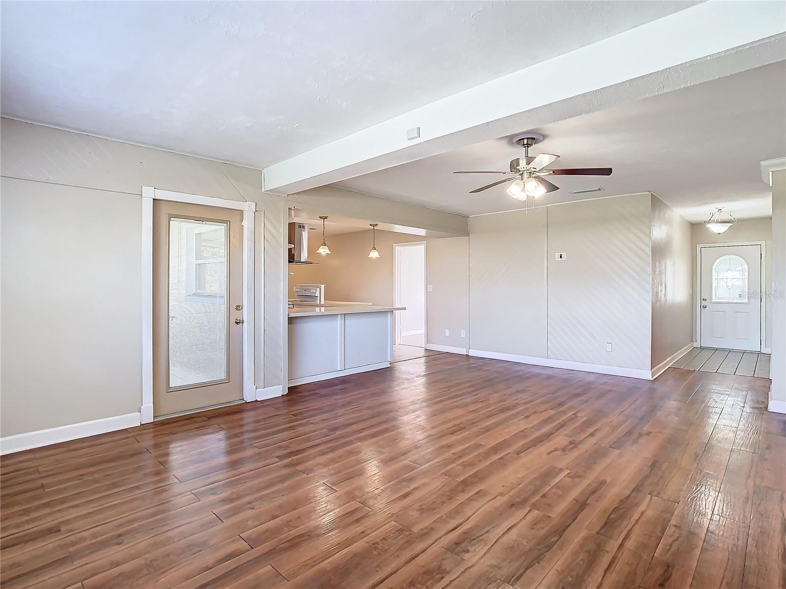 1210 LADY ELAINE DR, VALRICO, FL, 33594