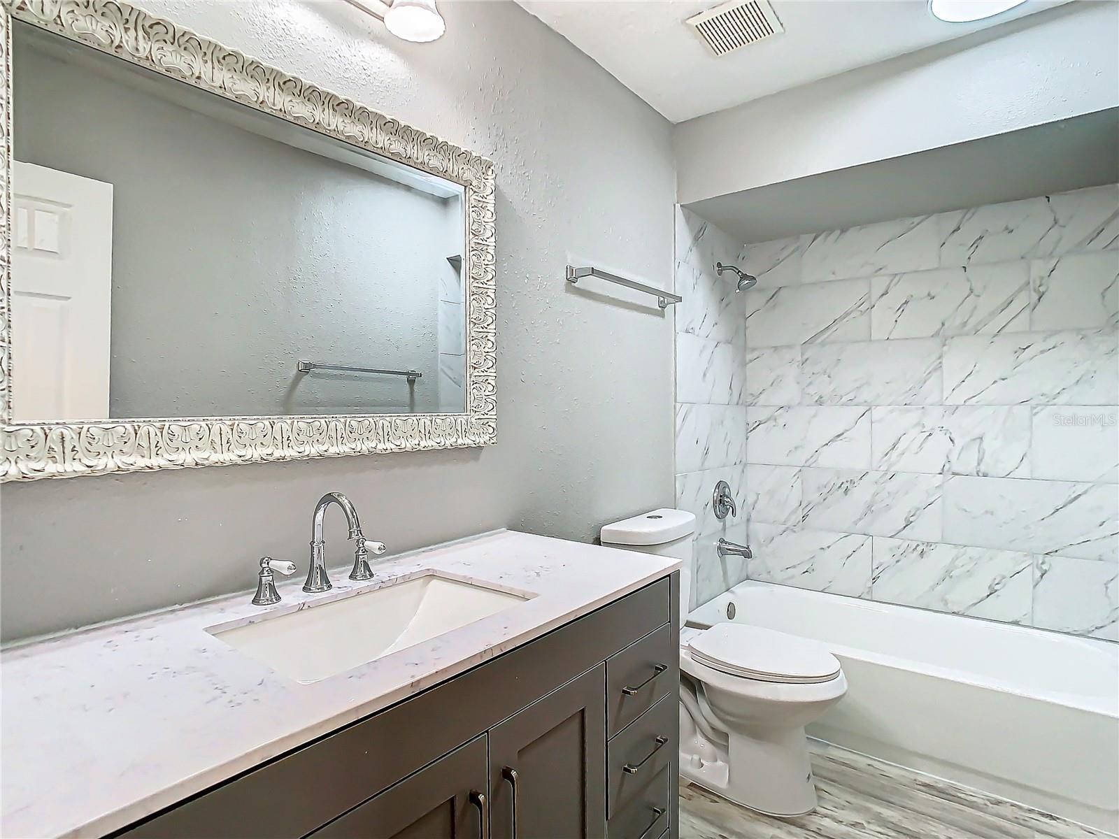 1210 LADY ELAINE DR, VALRICO, FL, 33594