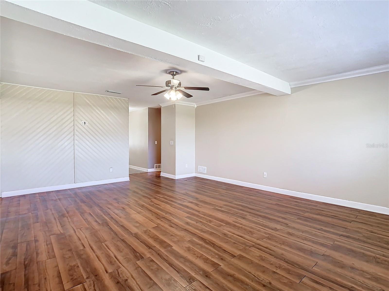 1210 LADY ELAINE DR, VALRICO, FL, 33594