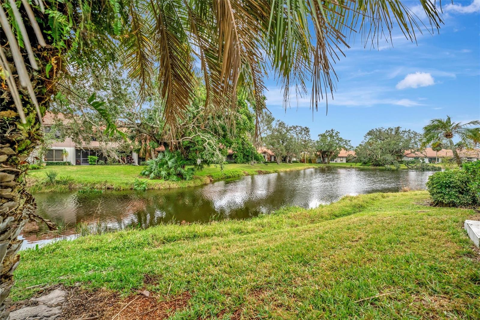 3844 WILSHIRE CIR W #20, SARASOTA, FL, 34238
