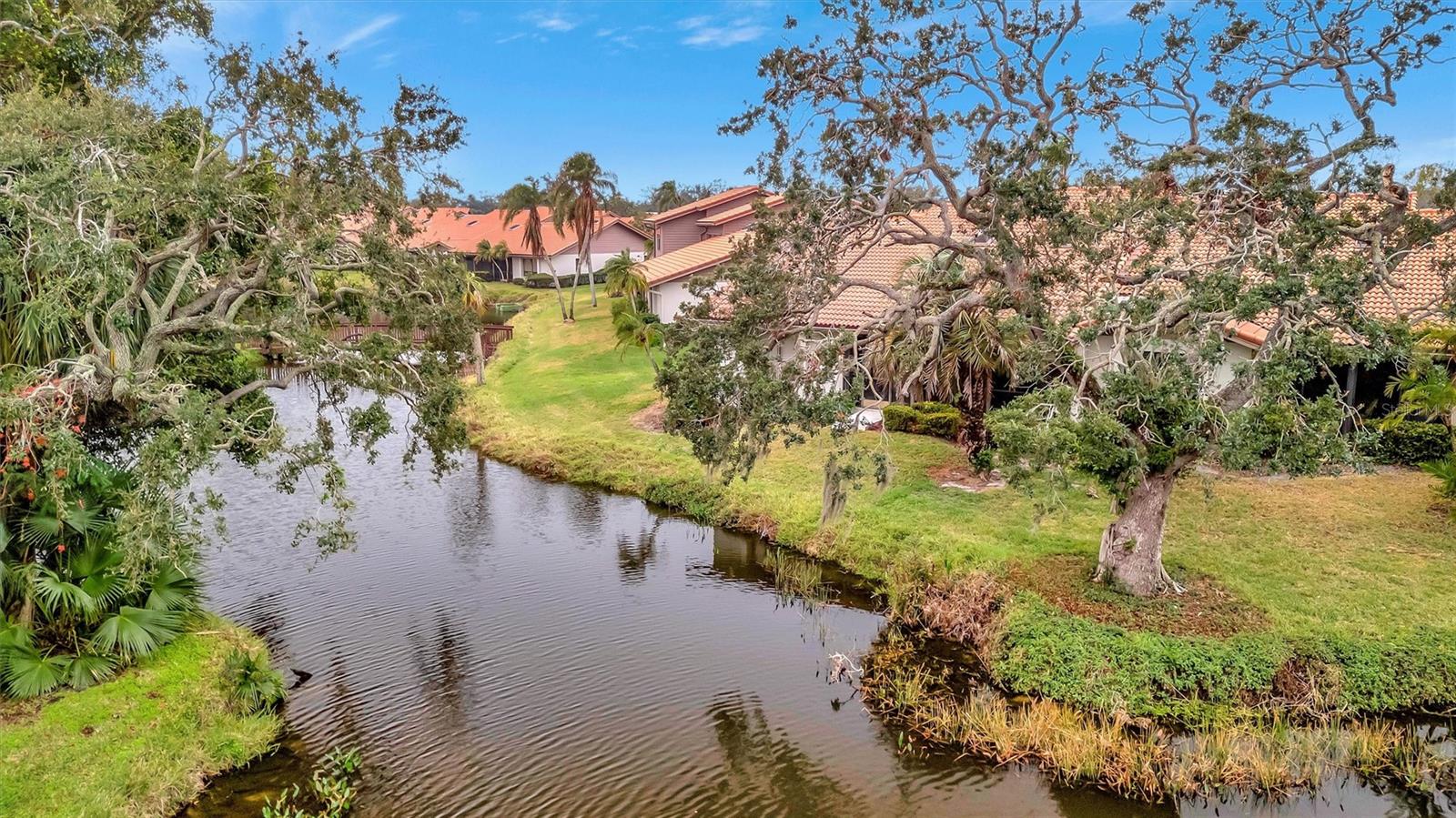 3844 WILSHIRE CIR W #20, SARASOTA, FL, 34238
