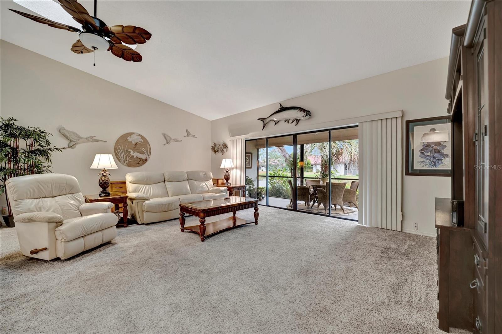 3844 WILSHIRE CIR W #20, SARASOTA, FL, 34238
