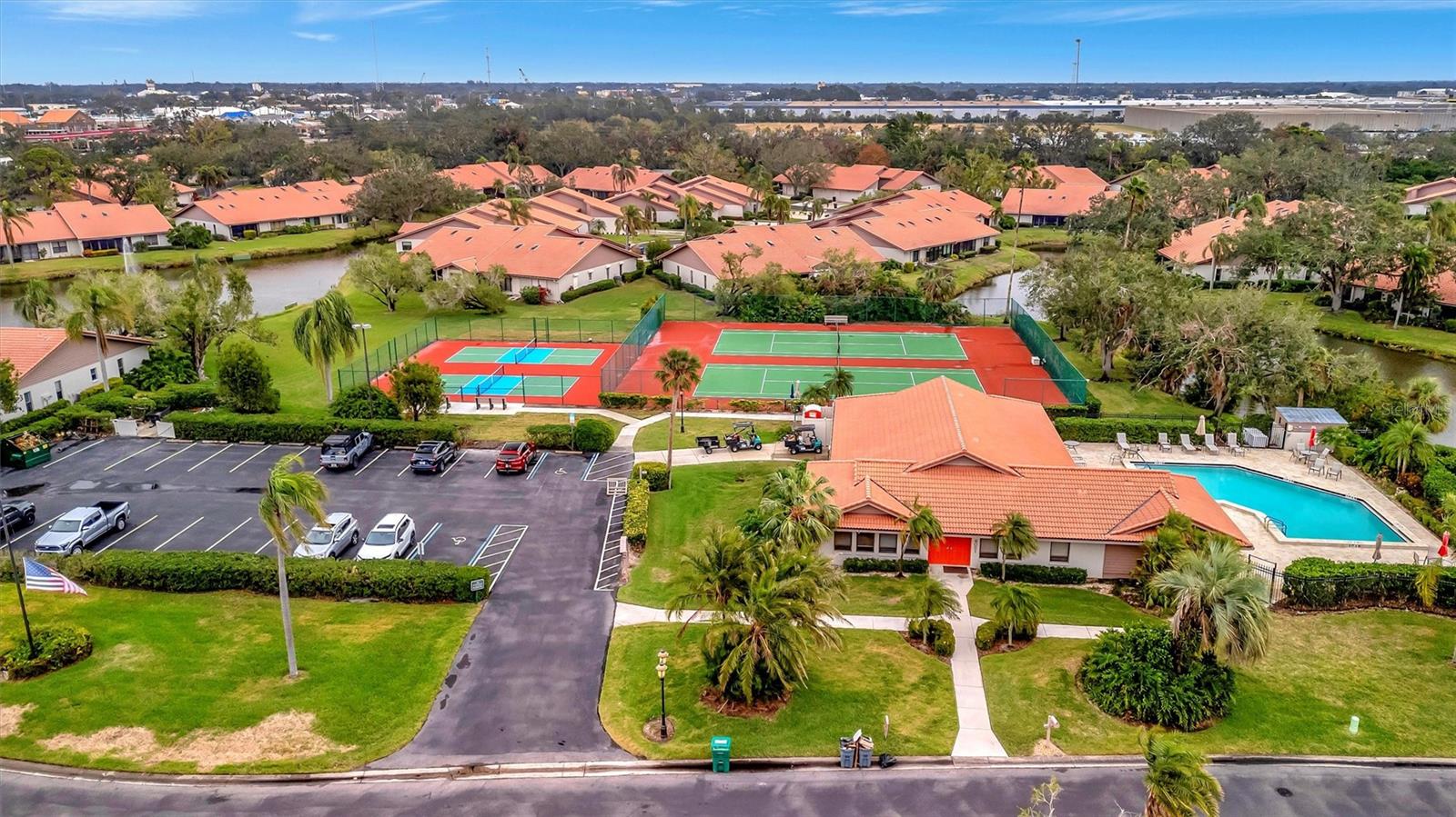 3844 WILSHIRE CIR W #20, SARASOTA, FL, 34238