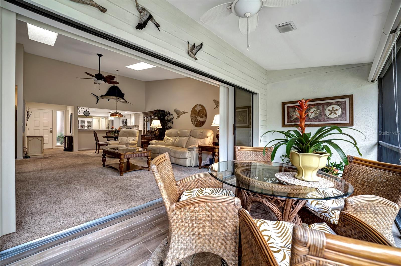 3844 WILSHIRE CIR W #20, SARASOTA, FL, 34238