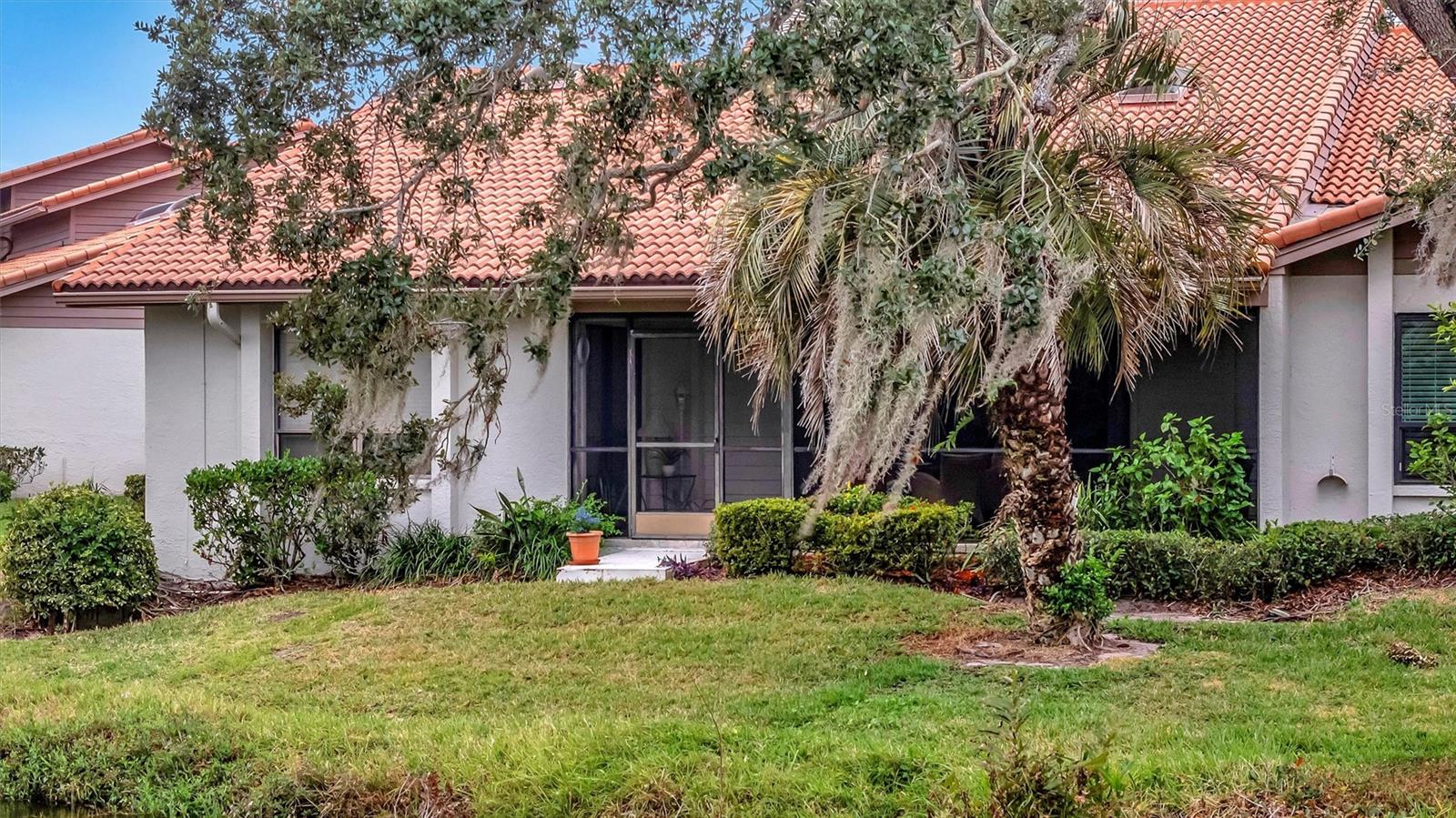 3844 WILSHIRE CIR W #20, SARASOTA, FL, 34238