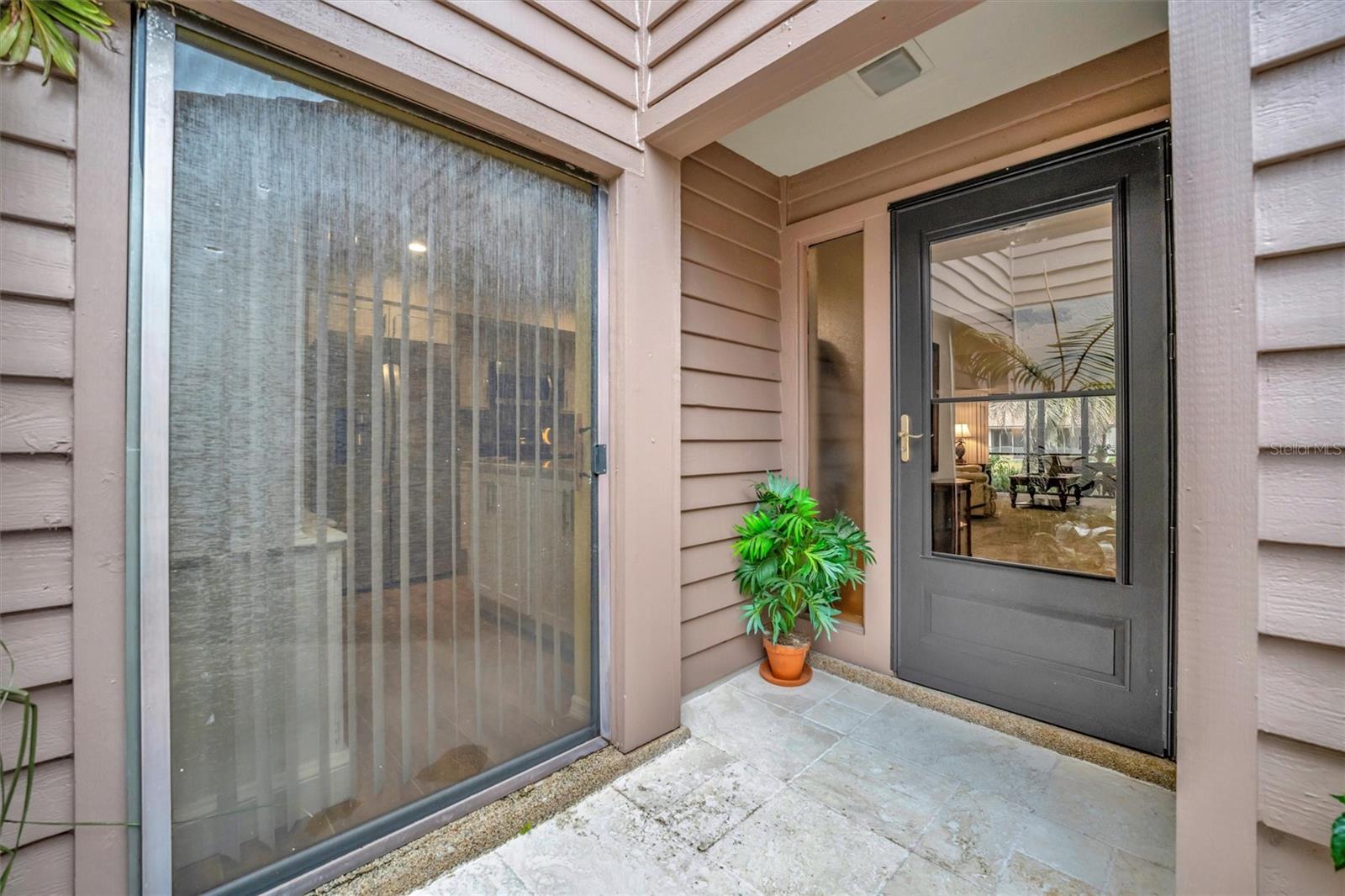 3844 WILSHIRE CIR W #20, SARASOTA, FL, 34238