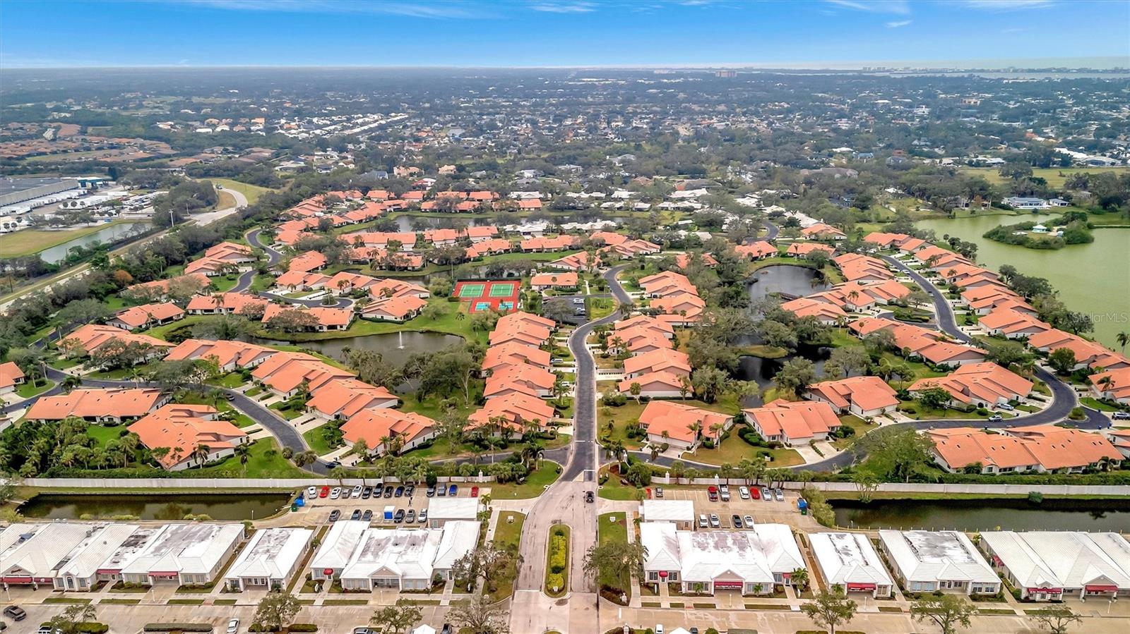 3844 WILSHIRE CIR W #20, SARASOTA, FL, 34238