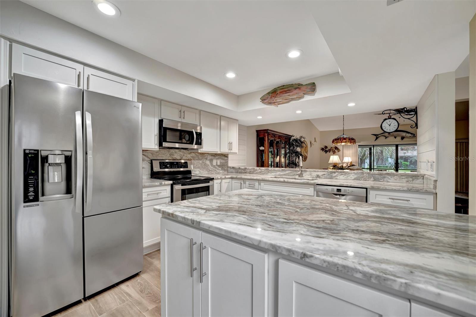 3844 WILSHIRE CIR W #20, SARASOTA, FL, 34238
