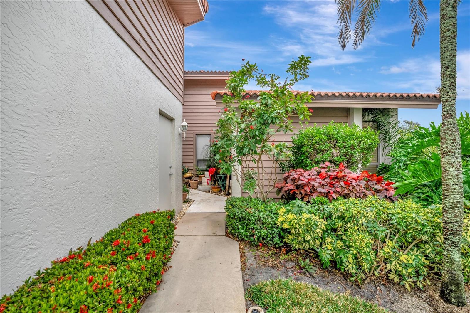 3844 WILSHIRE CIR W #20, SARASOTA, FL, 34238