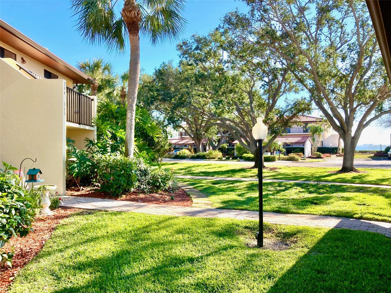 6472 SEAGULL DR #303, BRADENTON, FL, 34210