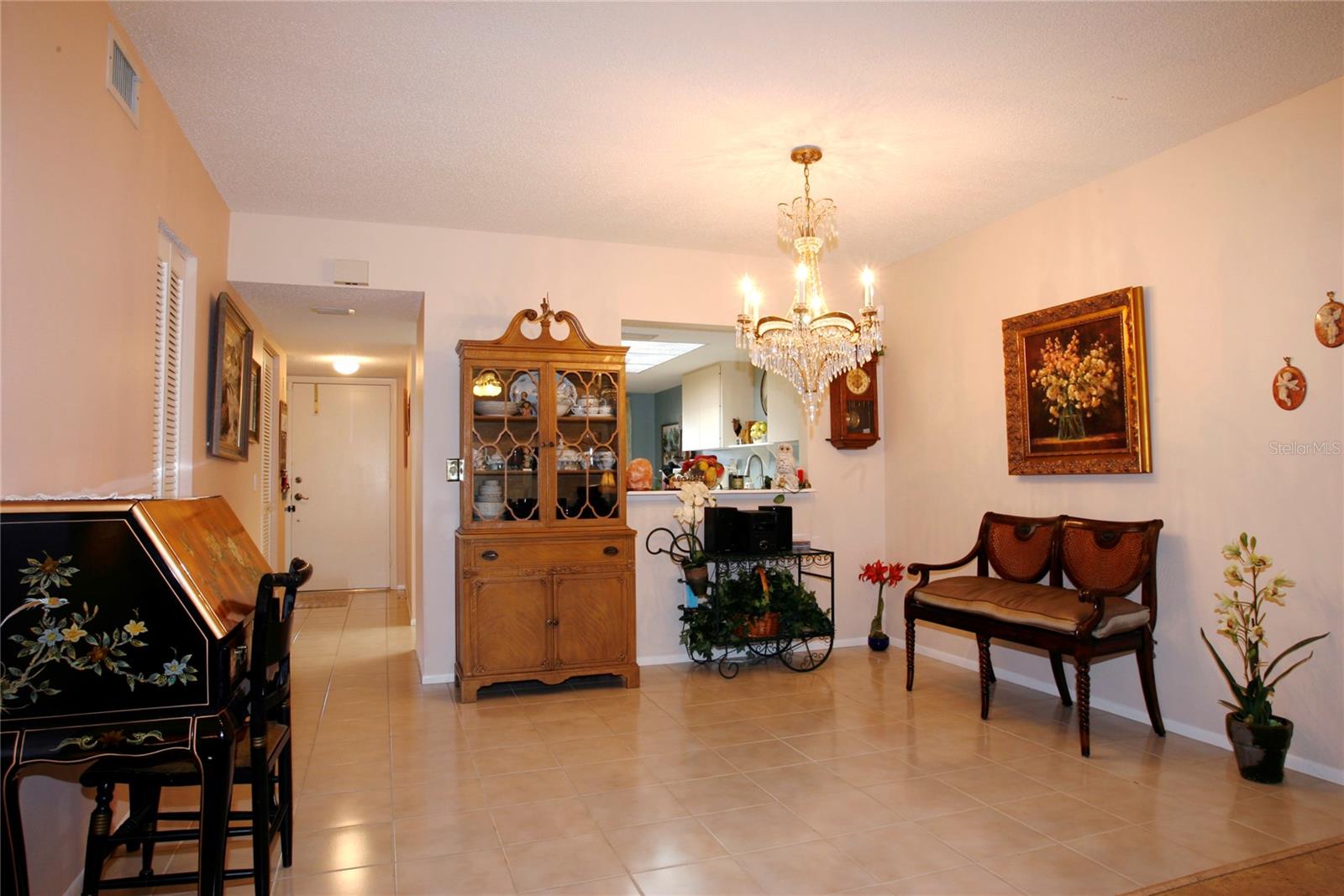6472 SEAGULL DR #303, BRADENTON, FL, 34210