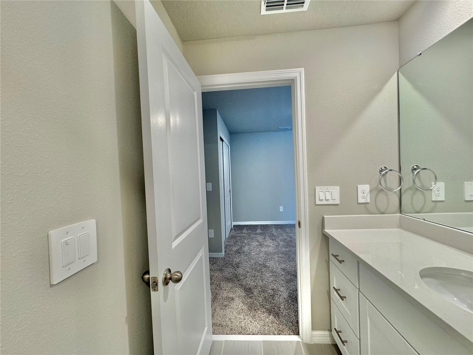 7688 IMAGINATION PL, WESLEY CHAPEL, FL, 33545