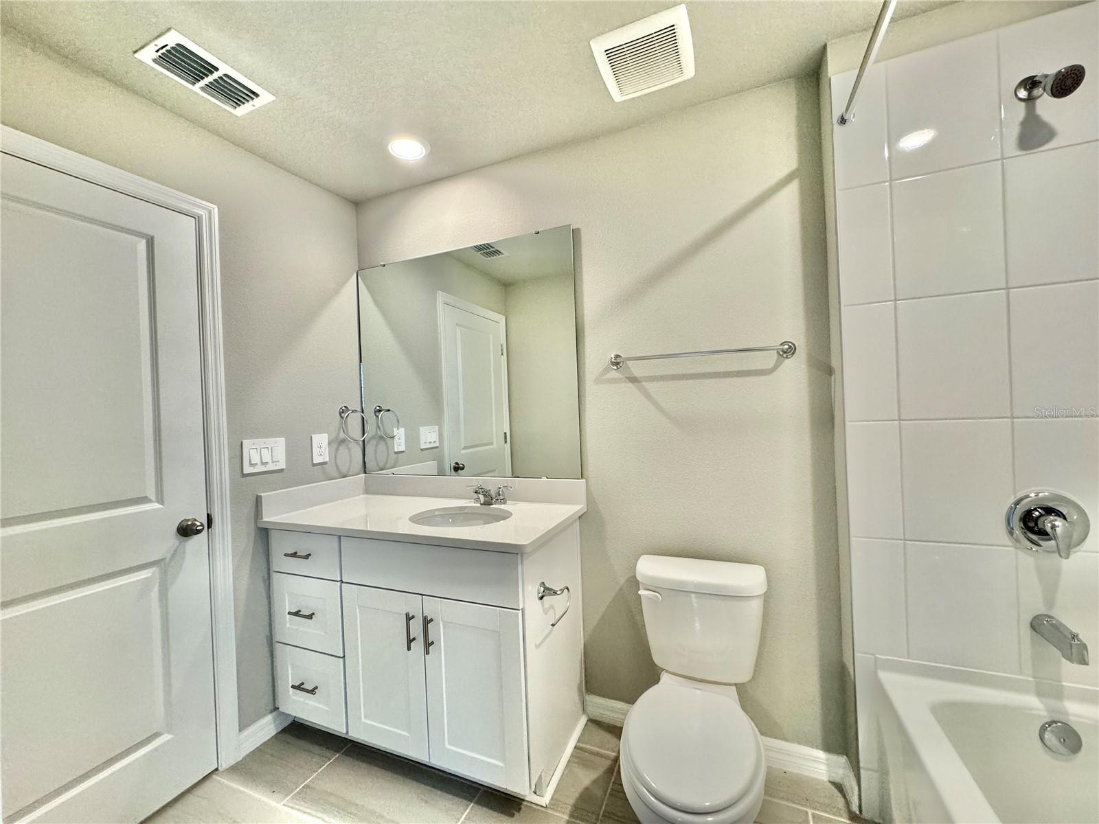 7688 IMAGINATION PL, WESLEY CHAPEL, FL, 33545