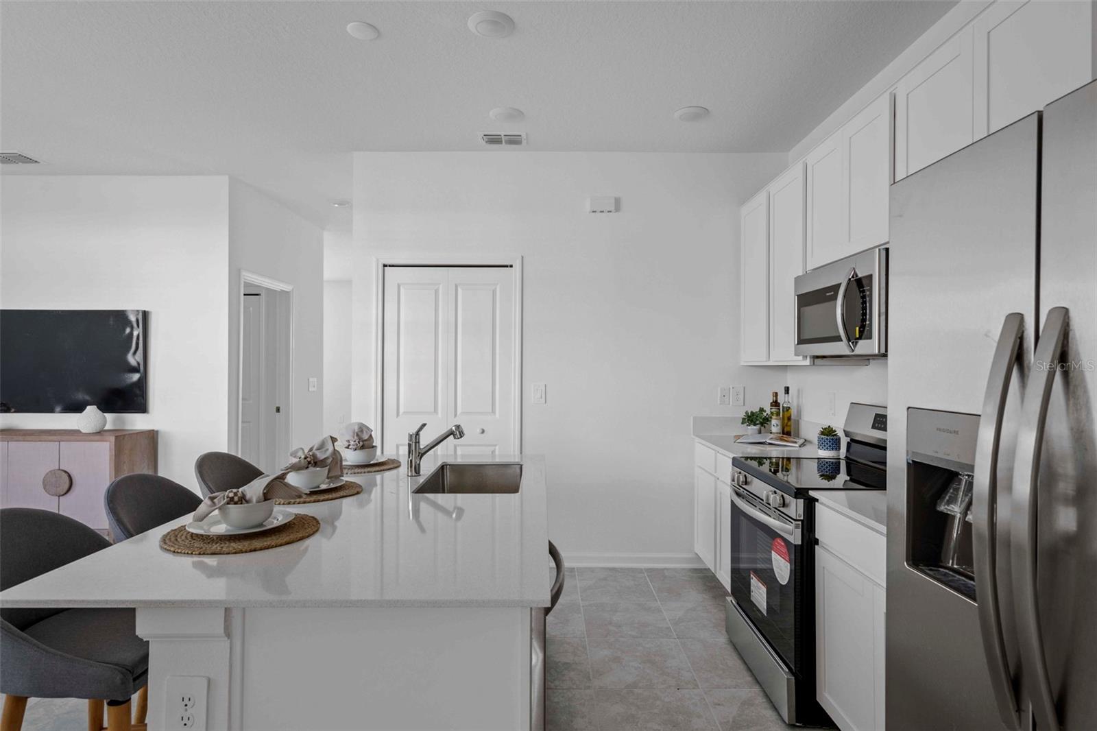 6080 PEACEFUL PARK WAY, CLERMONT, FL, 34714