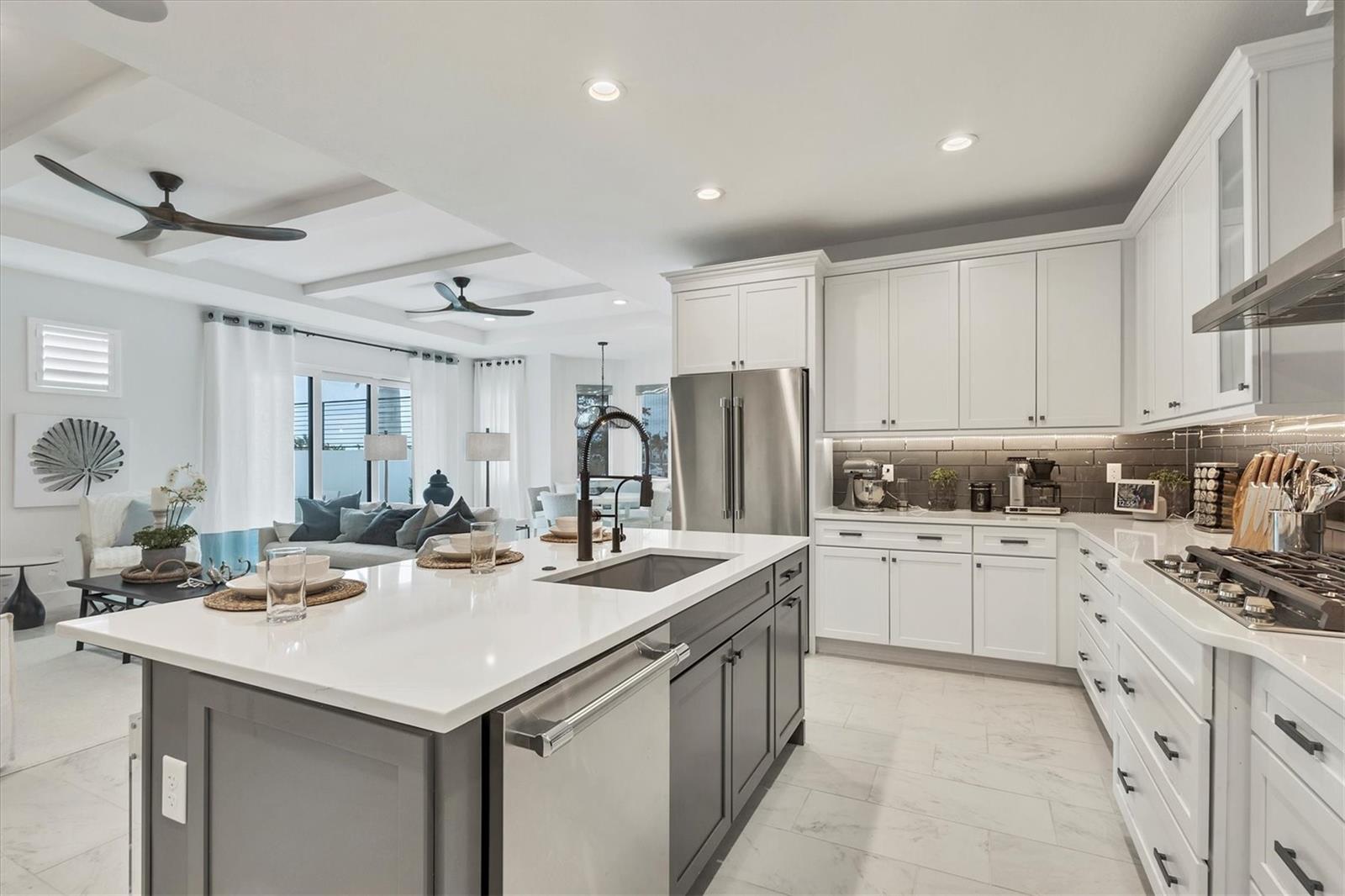 6015 WHITE MANGROVE LN, BRADENTON, FL, 34210