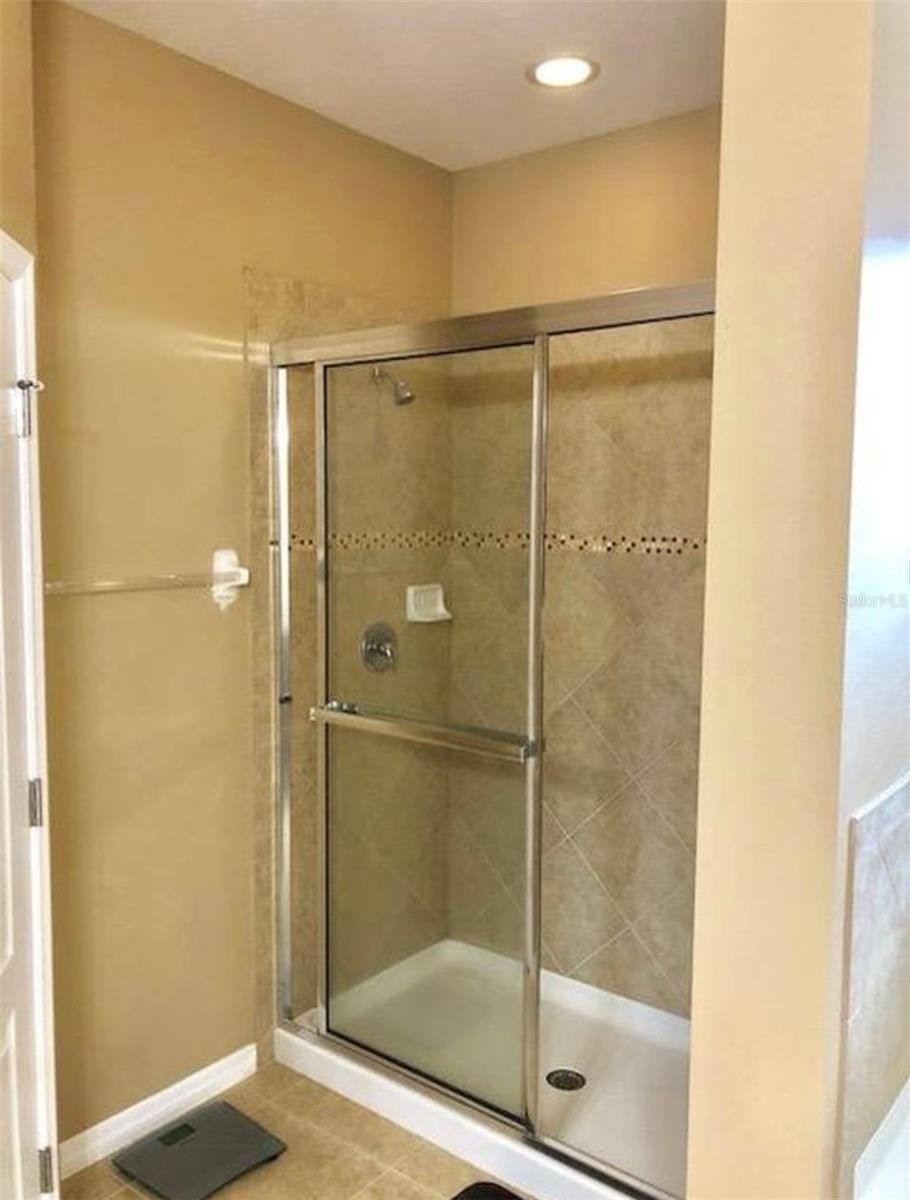 8111 36TH ST E, SARASOTA, FL, 34243