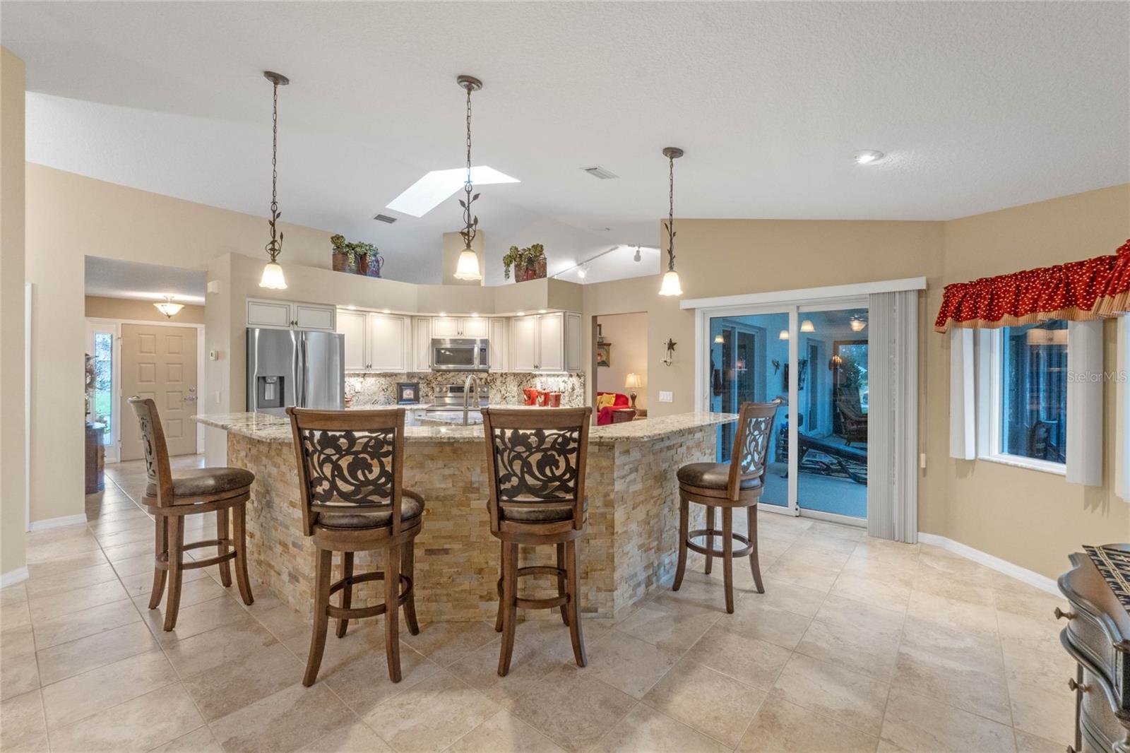 27010 RACQUET CIR, LEESBURG, FL, 34748