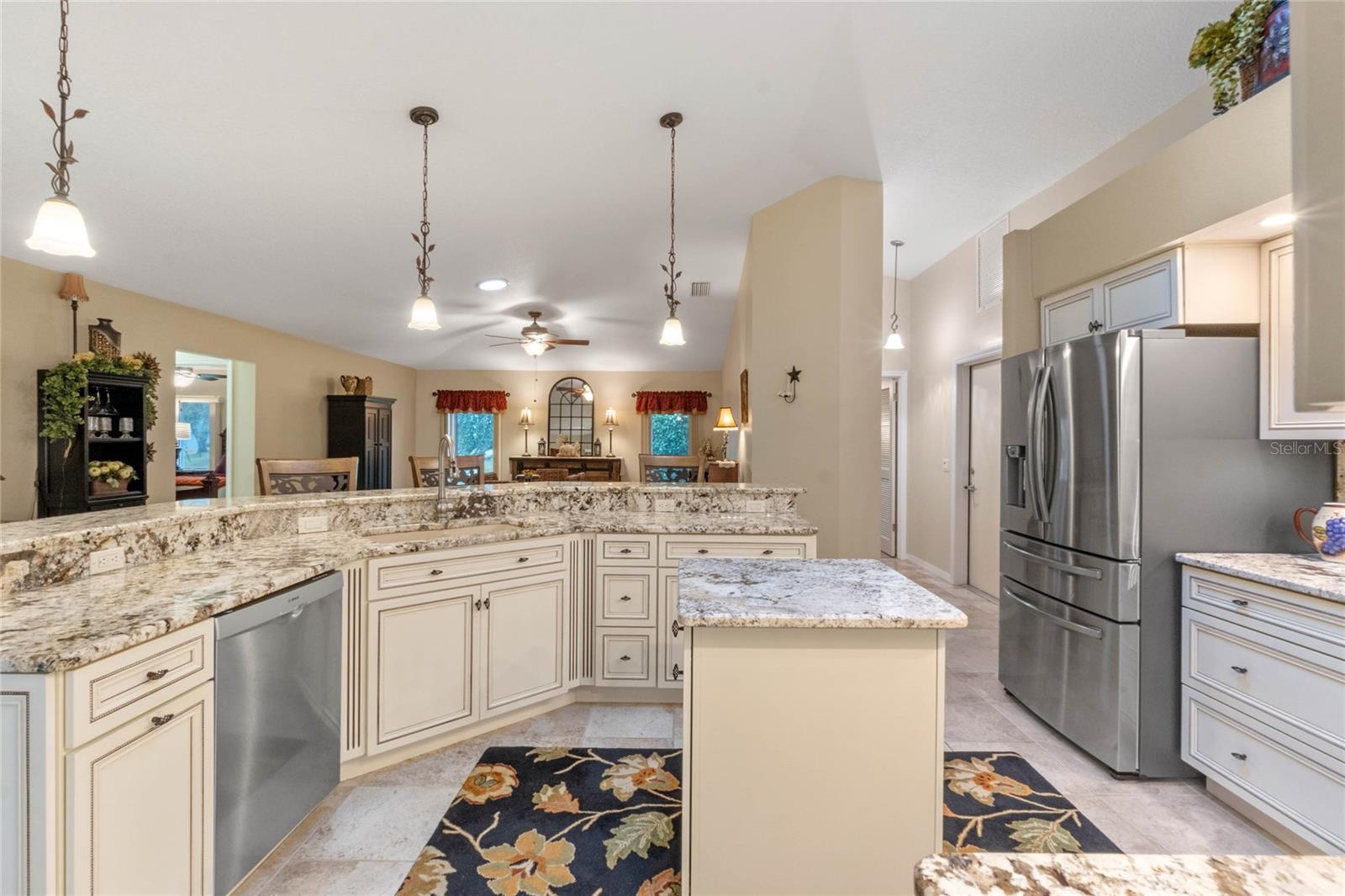 27010 RACQUET CIR, LEESBURG, FL, 34748