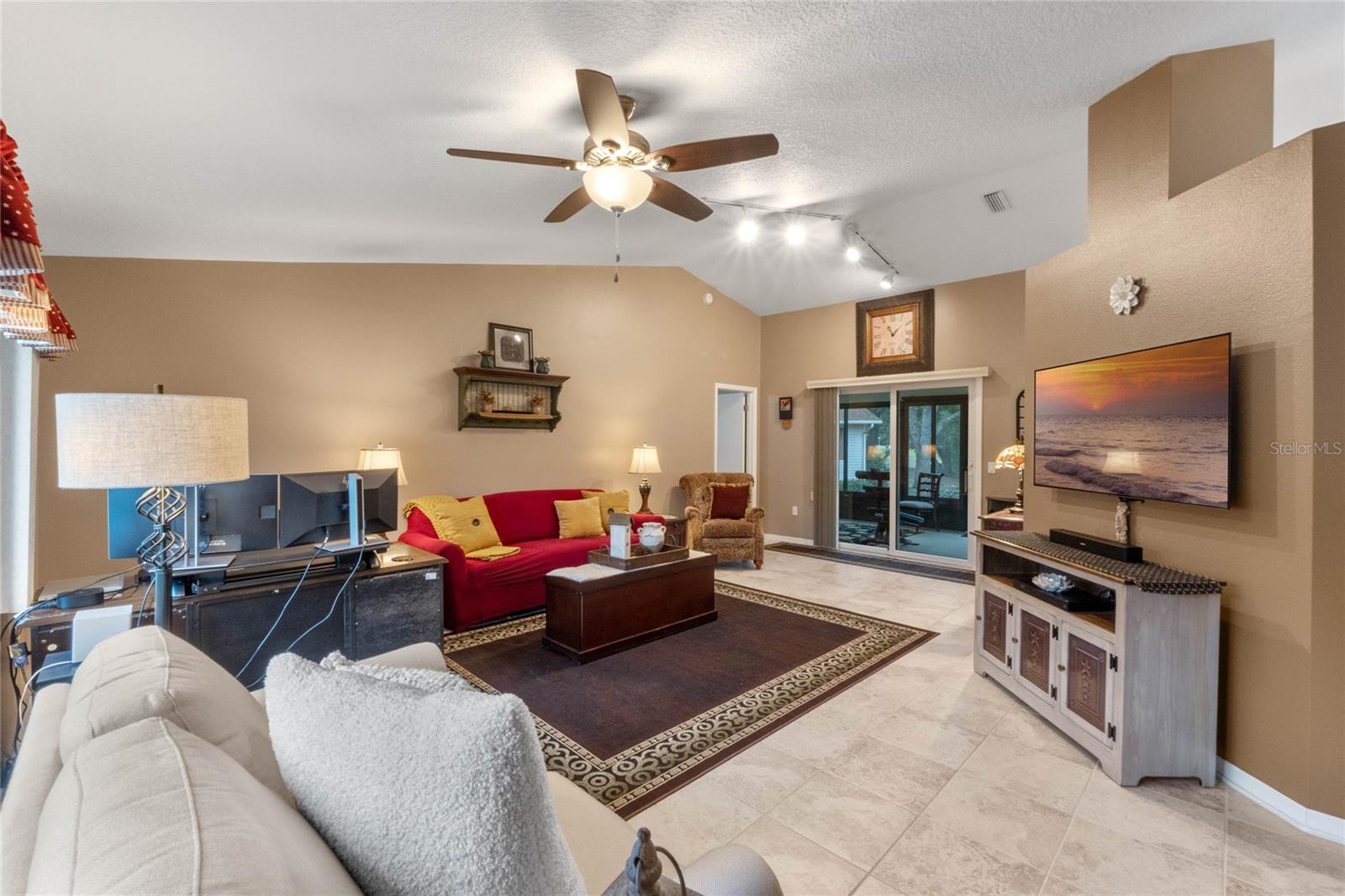 27010 RACQUET CIR, LEESBURG, FL, 34748