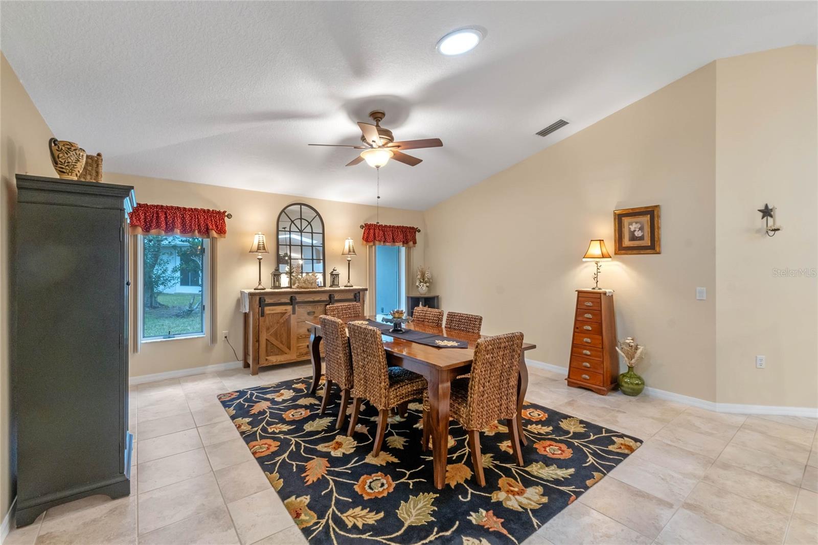 27010 RACQUET CIR, LEESBURG, FL, 34748
