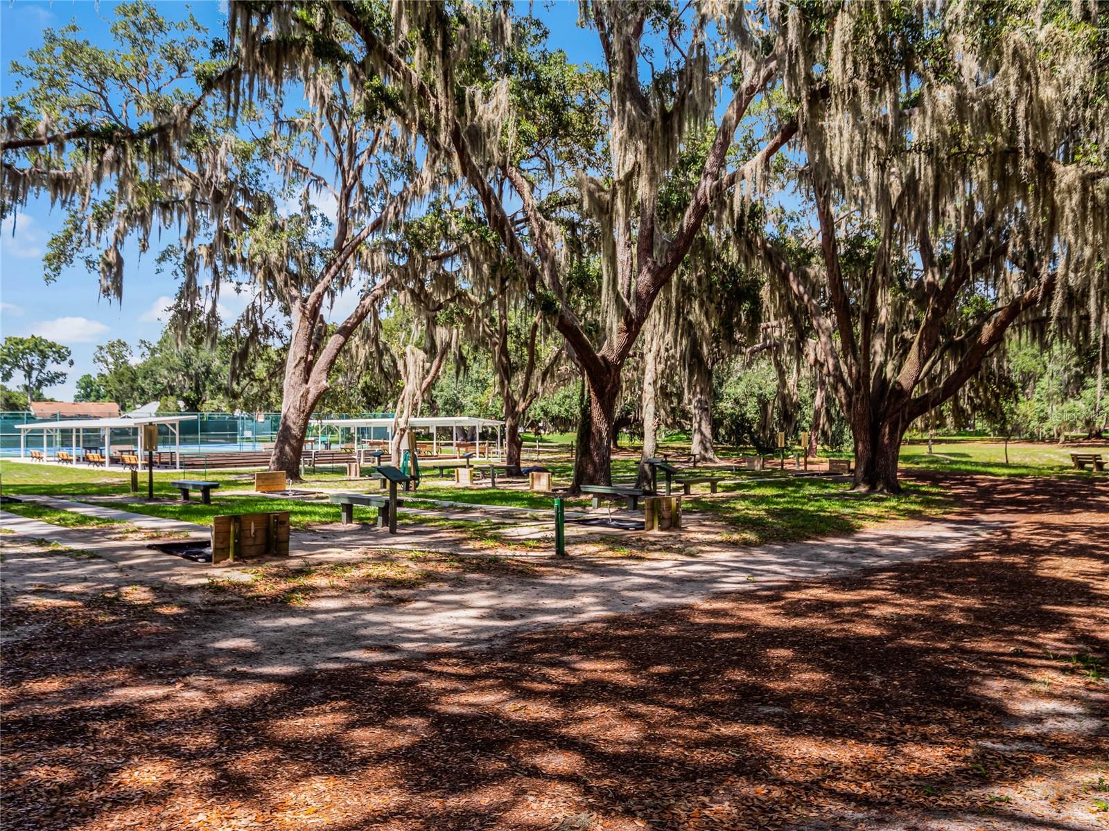 27010 RACQUET CIR, LEESBURG, FL, 34748