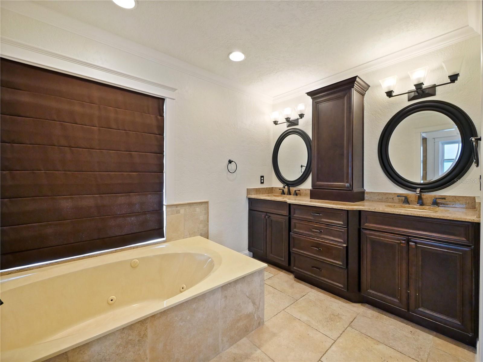 647 SARANAC DR, WINTER SPRINGS, FL, 32708