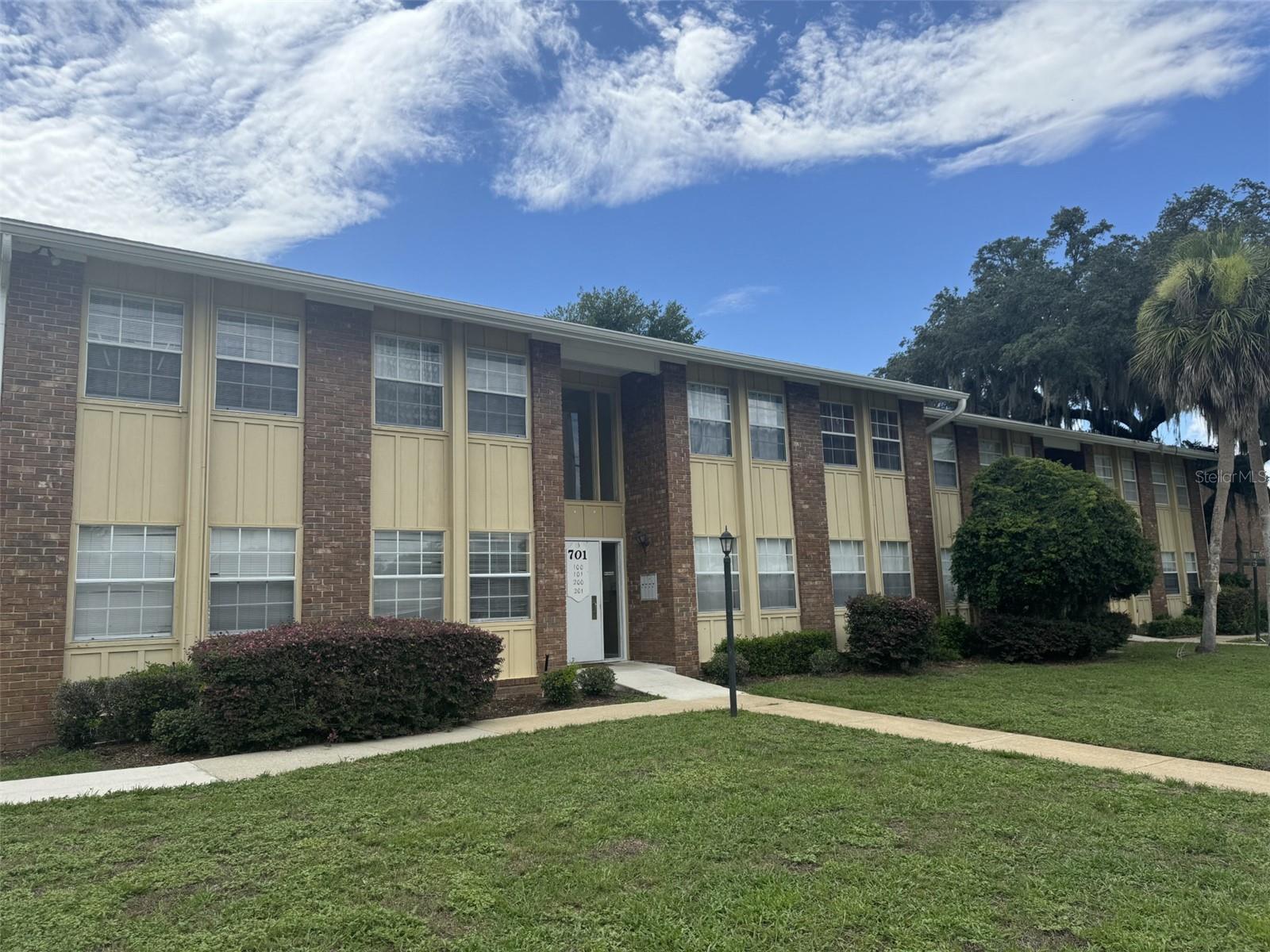 701 PERKINS ST #100, LEESBURG, FL, 34748